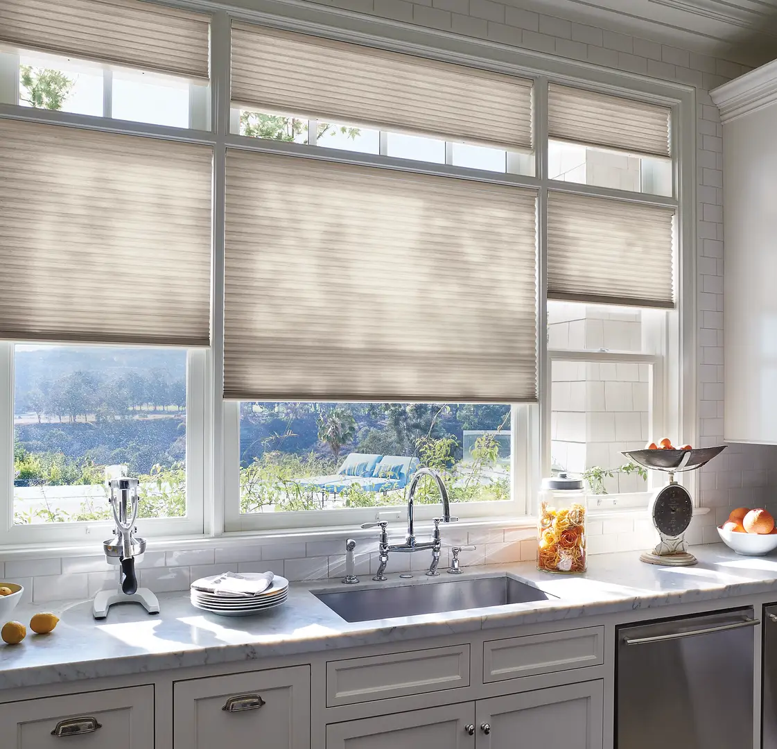 Light filtering roller shades